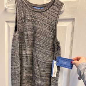 Simply Vera Wang Sleeveless blouse NWT